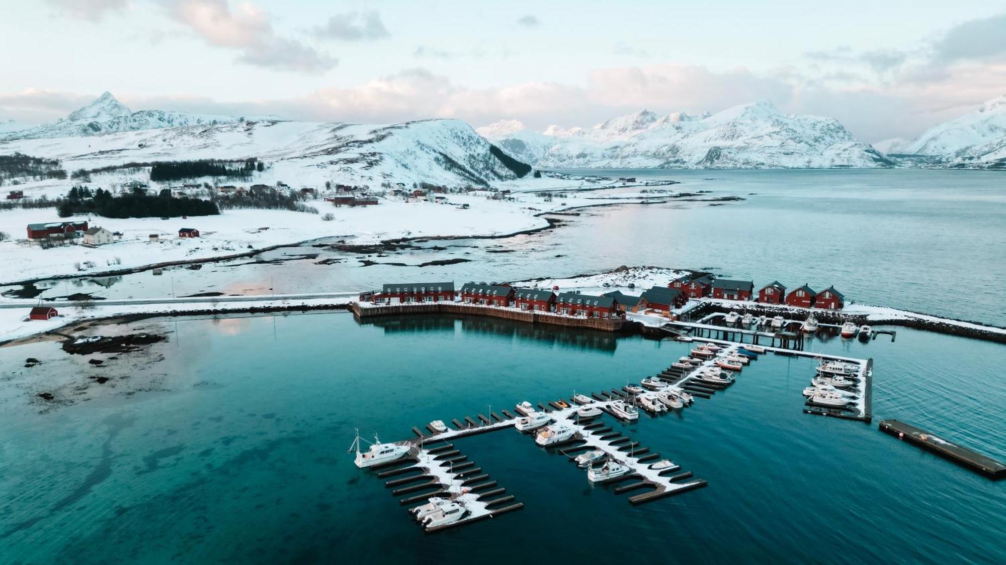 Lofoten Rorbuutleie - Lilleeidet Gravdal  ภายนอก รูปภาพ